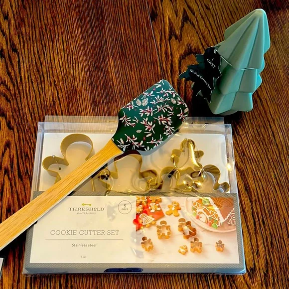 CHRISTMAS SETS! NWT! - Picture 1 of 4